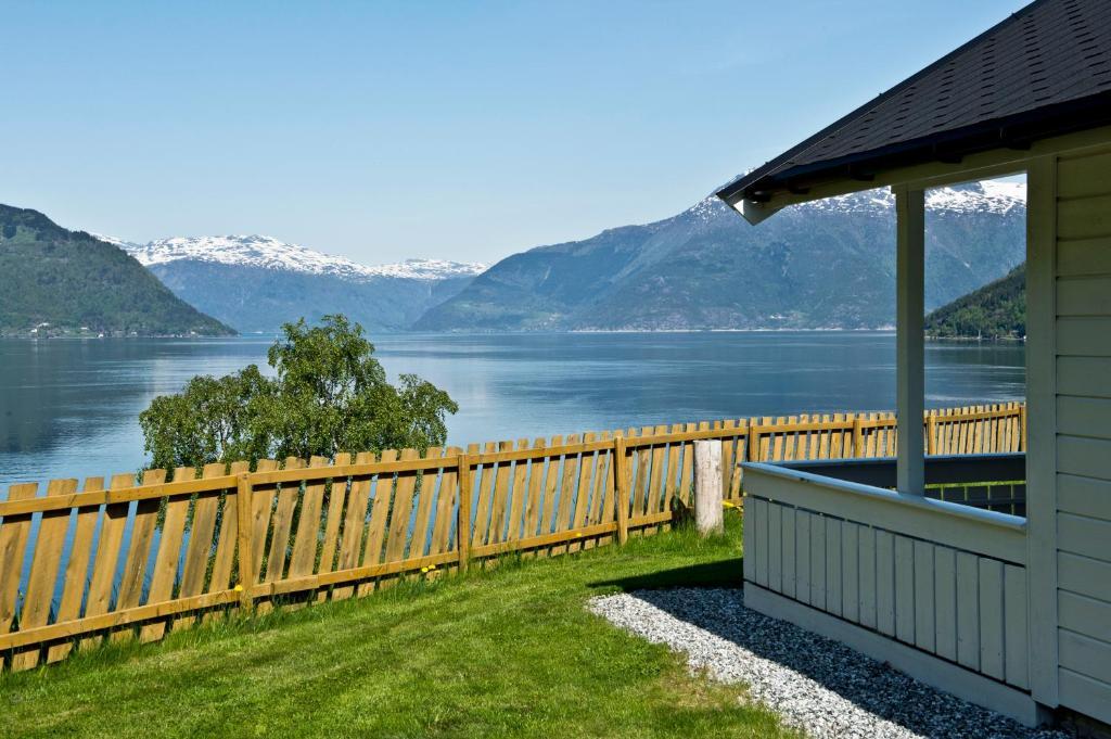 Kinsarvik Camping Hotel Luaran gambar