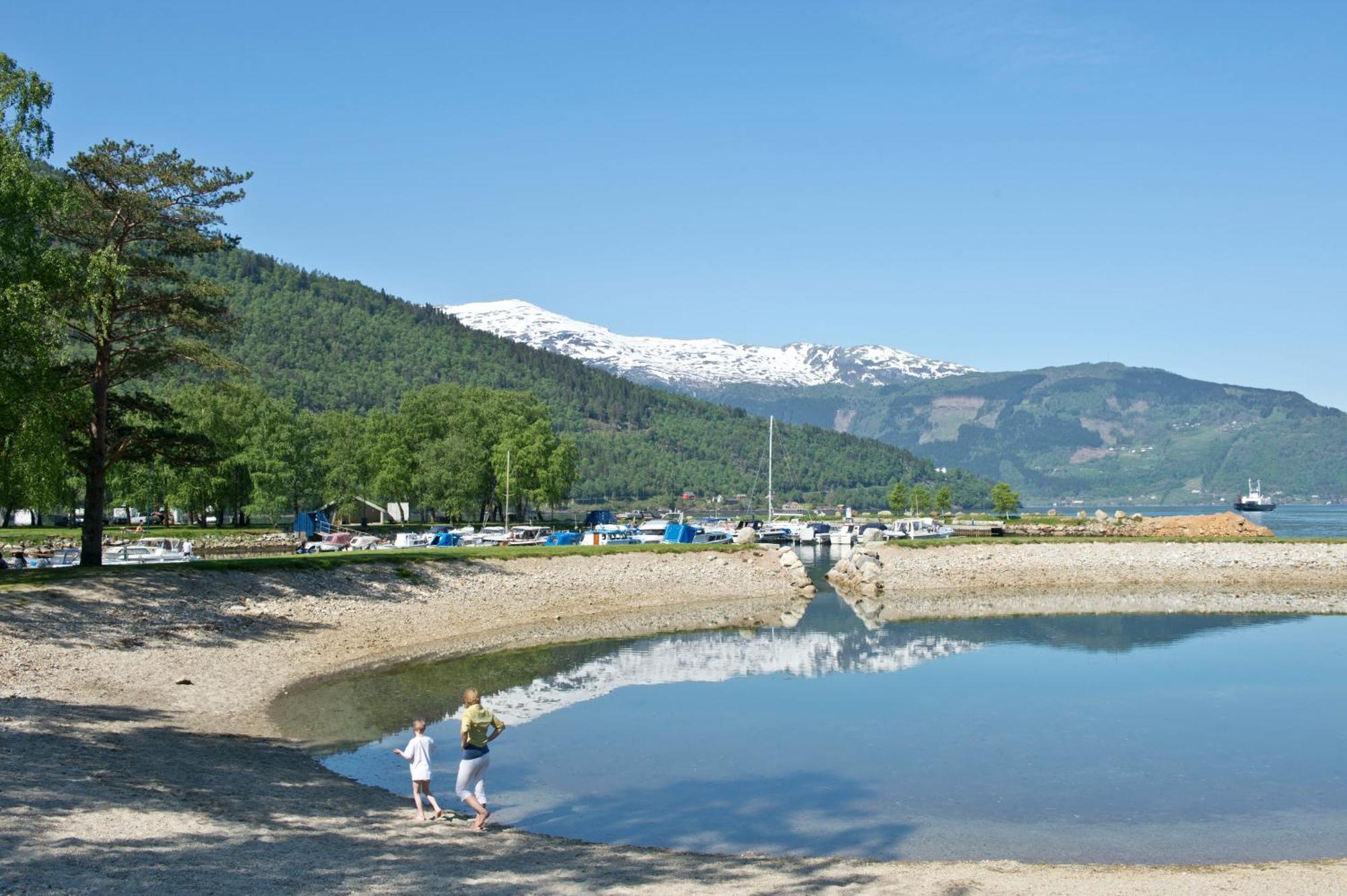 Kinsarvik Camping Hotel Luaran gambar